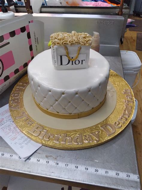 dior torte